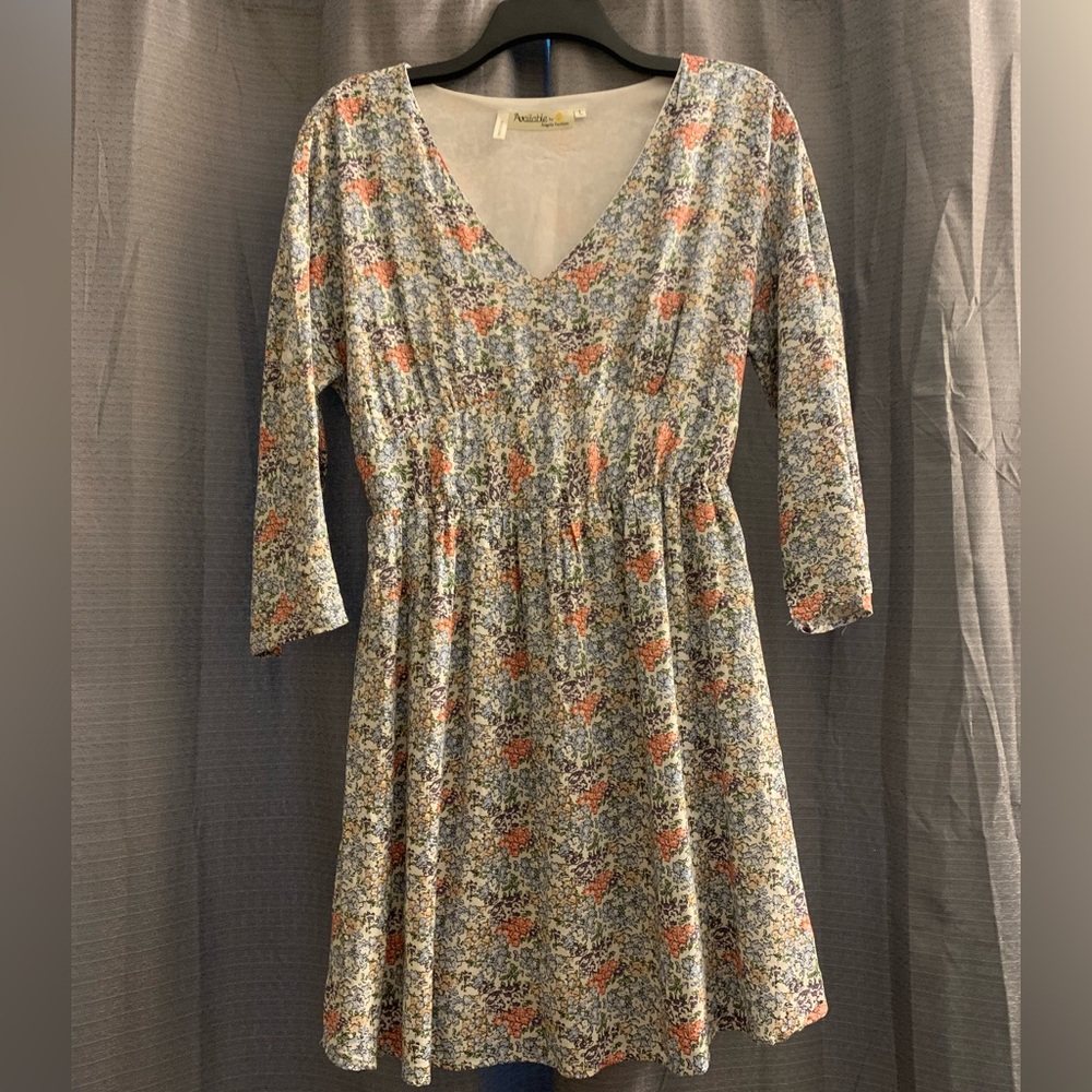 Floral pattern women’s dress size Large